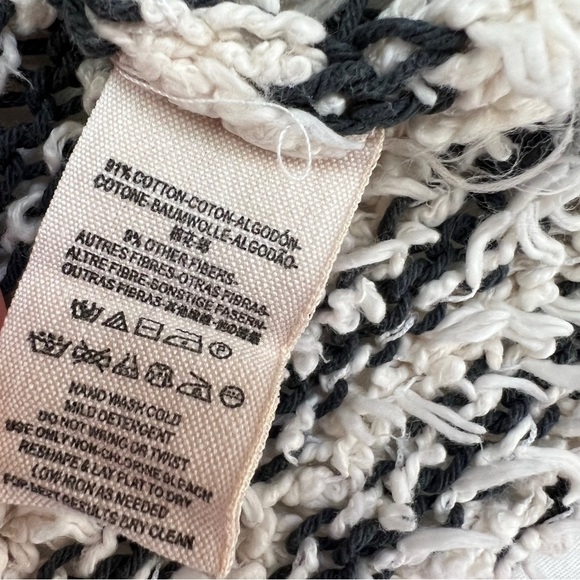 Free People Sweater Boho Fuzzy Stripe Pullover Bell Sleeve Ivory Black M - Picture 5 of 7